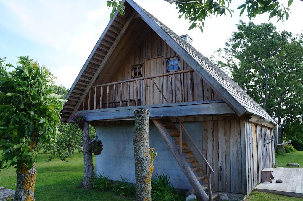 Anni Tourism Farm Villa Tammese Buitenkant foto